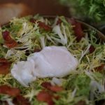 Salade Frisée aux Lardons